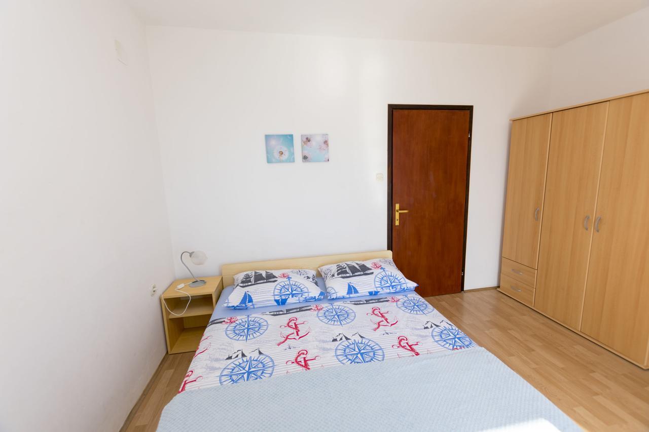 Apartments Ksenija Primošten Zewnętrze zdjęcie