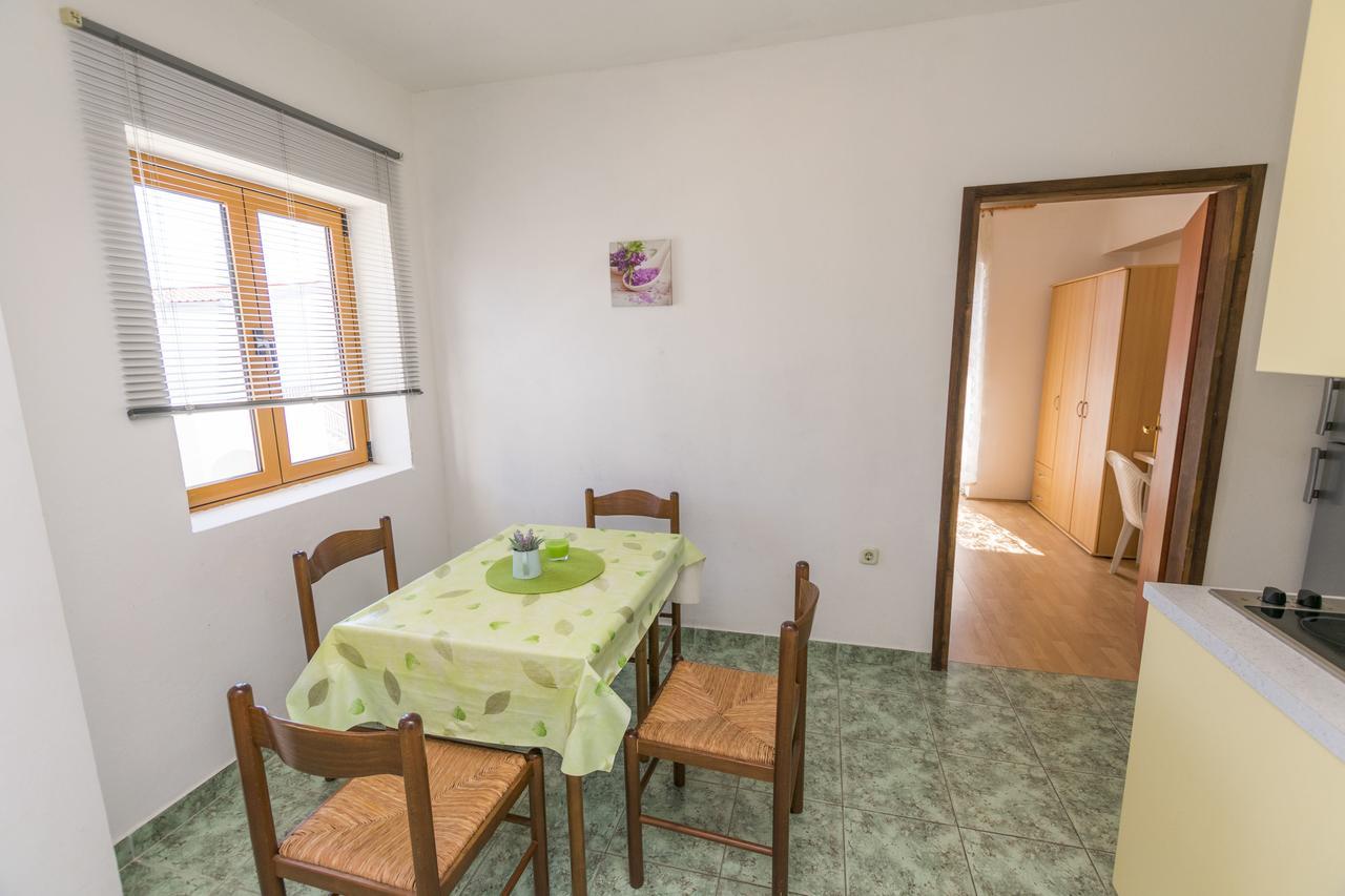 Apartments Ksenija Primošten Zewnętrze zdjęcie