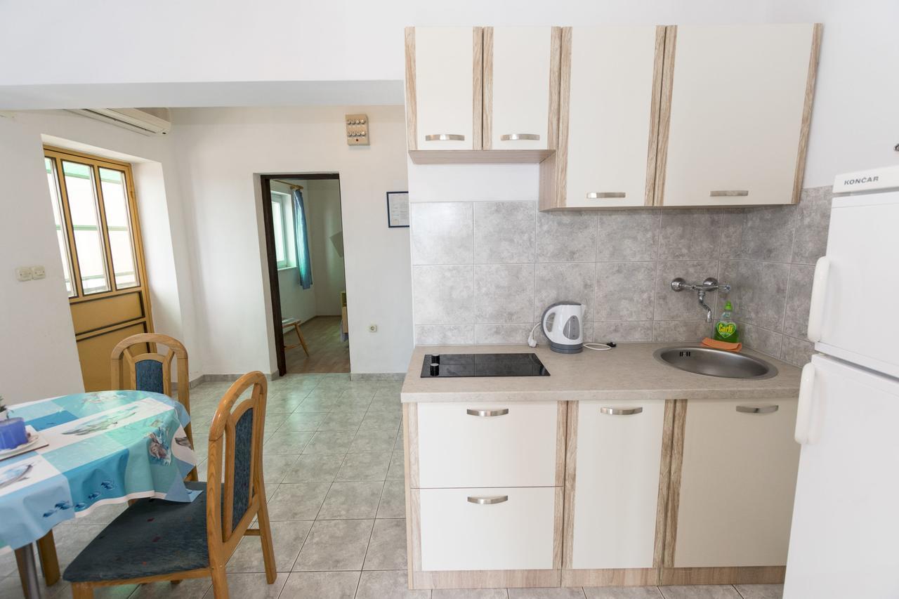 Apartments Ksenija Primošten Zewnętrze zdjęcie