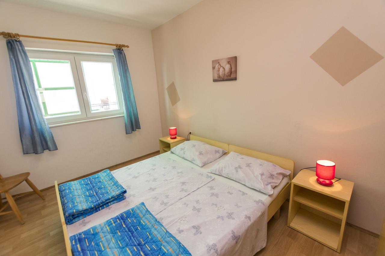 Apartments Ksenija Primošten Zewnętrze zdjęcie