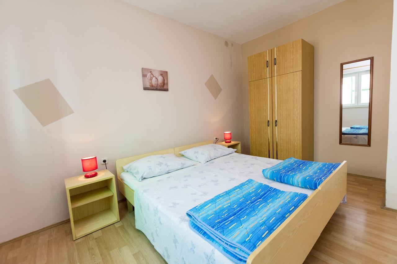 Apartments Ksenija Primošten Zewnętrze zdjęcie