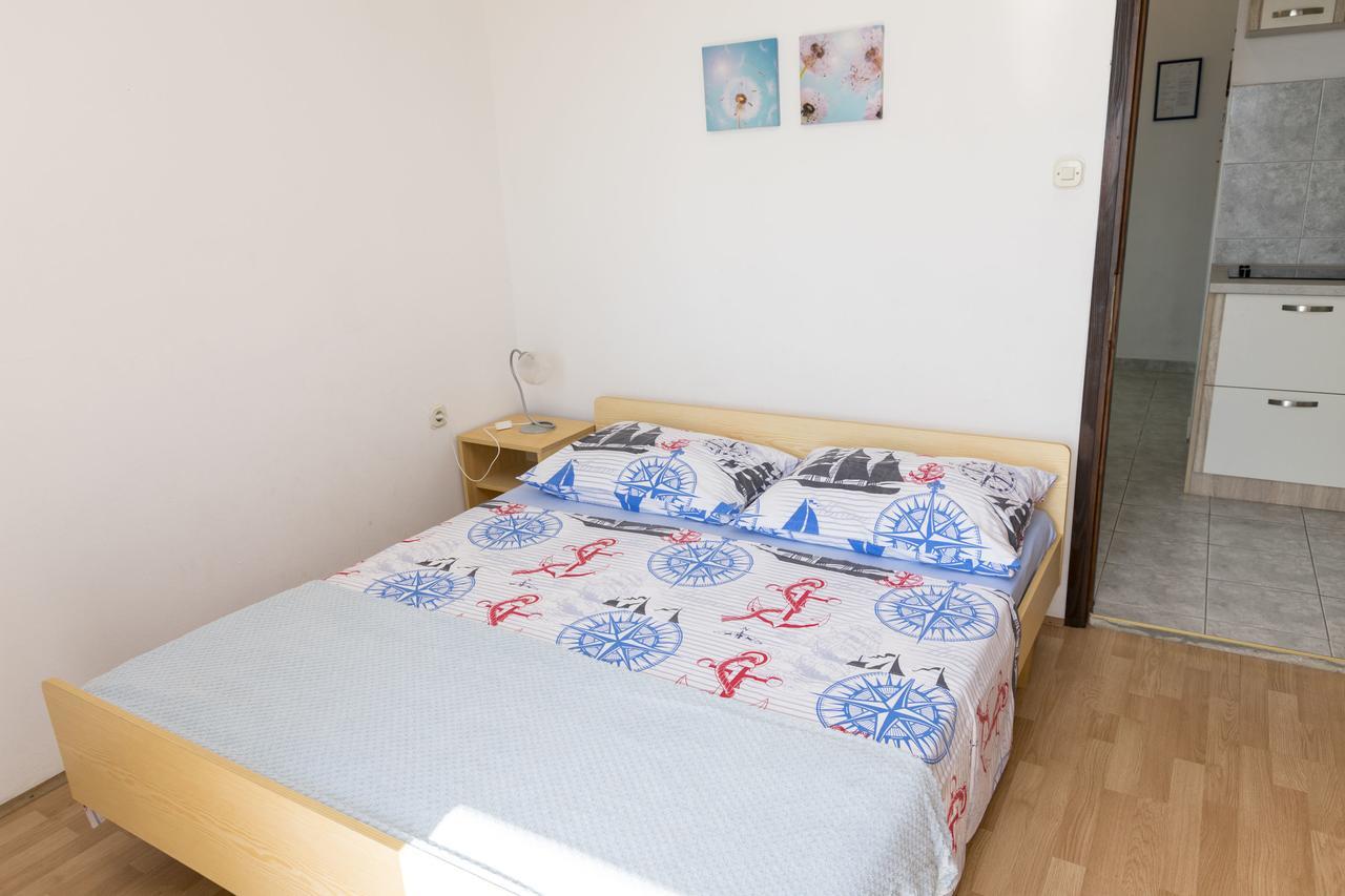 Apartments Ksenija Primošten Zewnętrze zdjęcie